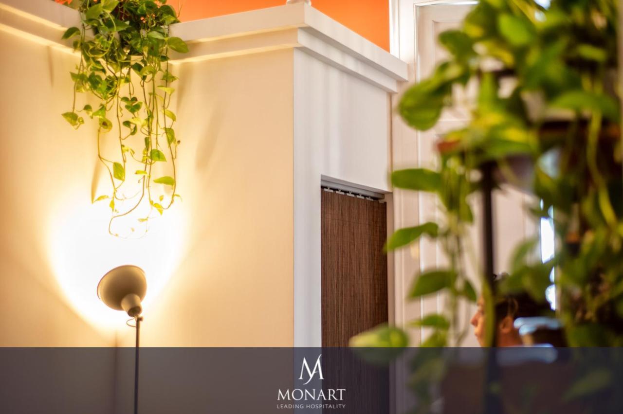 Monart Hospitality Cavour Couette-café 2*